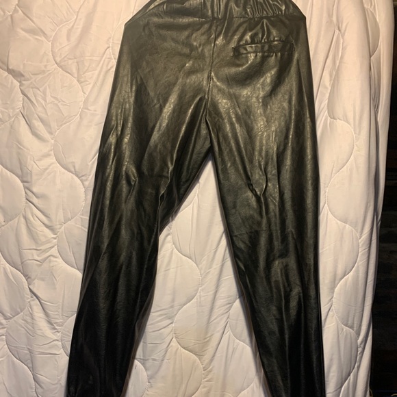 Black Leather pants - Picture 3 of 3